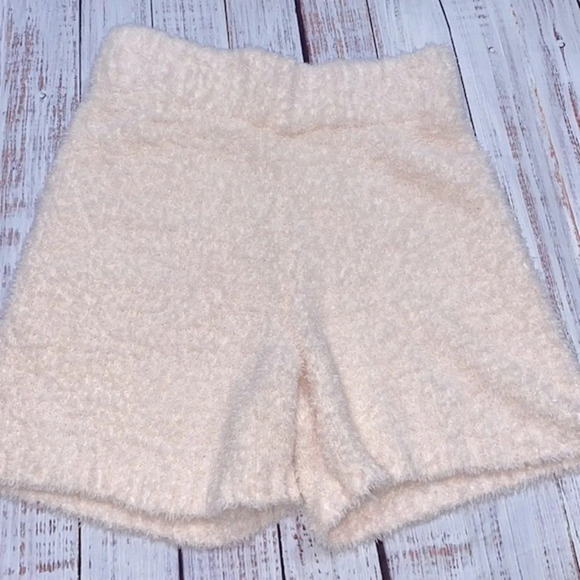 SKIMS cozy shorts size small/medium - Picture 4 of 10